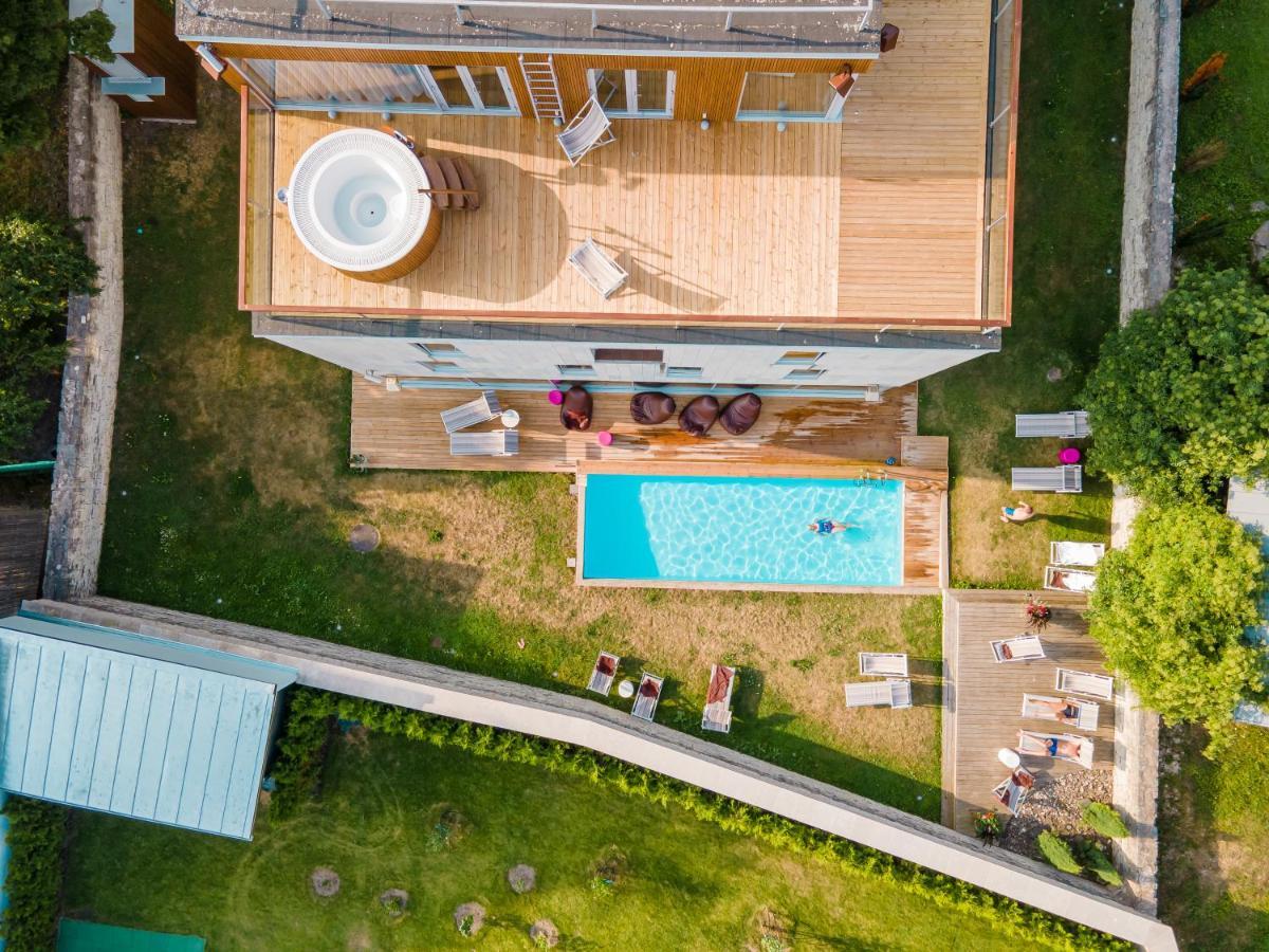 Johan Design & Spa Hotel กูรัซซาเร ภายนอก รูปภาพ