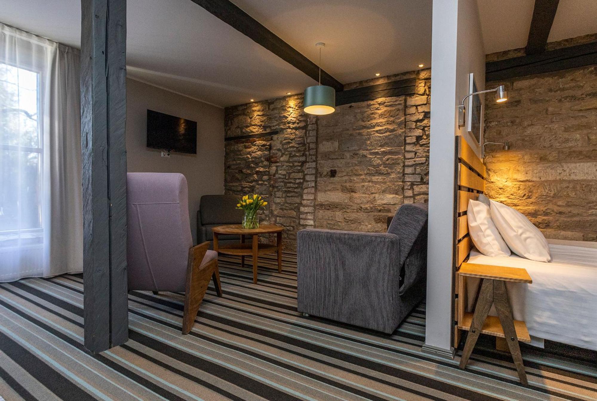 Johan Design & Spa Hotel กูรัซซาเร ภายนอก รูปภาพ