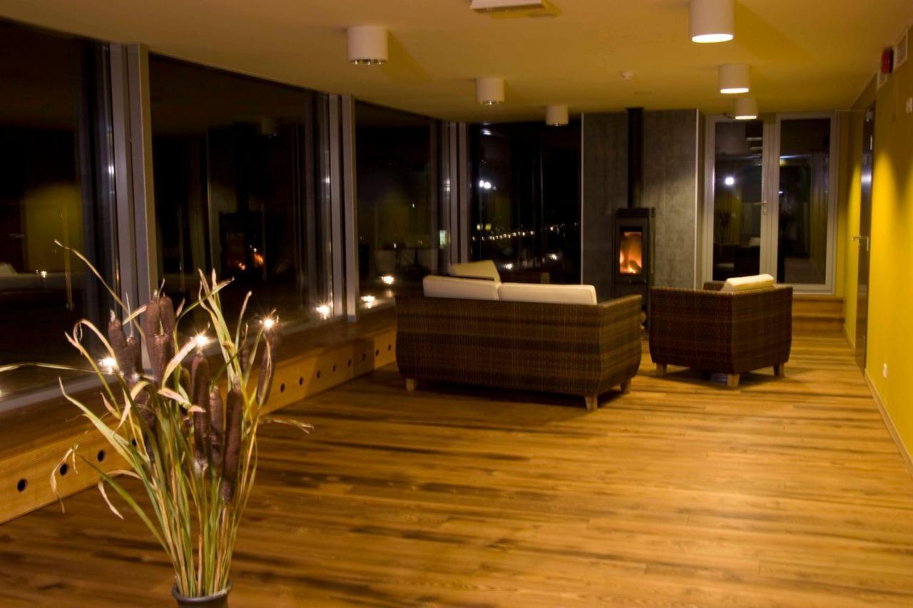 Johan Design & Spa Hotel กูรัซซาเร ภายนอก รูปภาพ